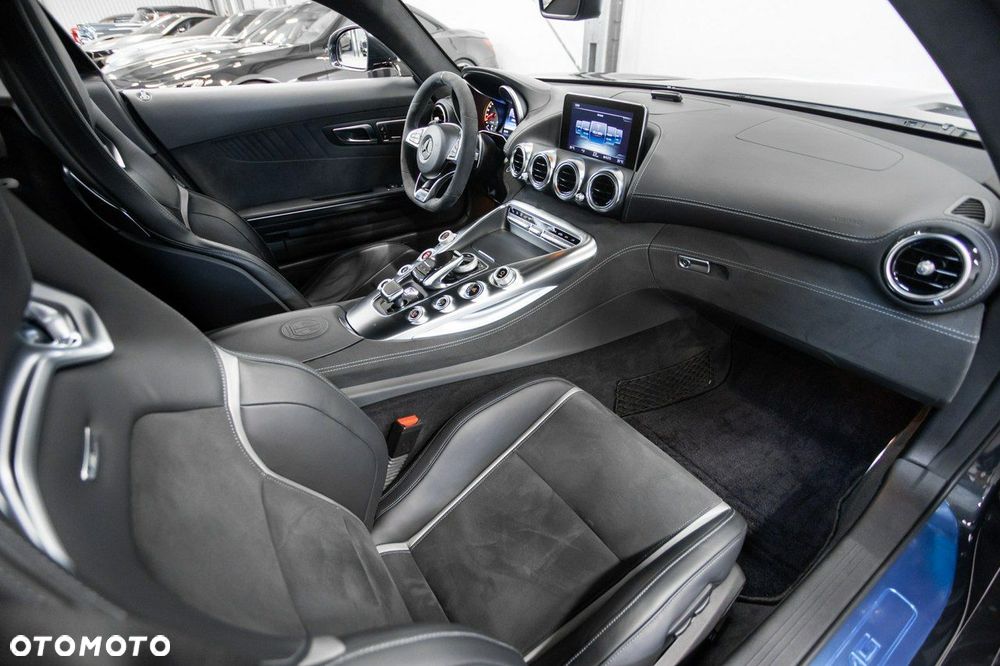 Mercedes-Benz AMG GT S Speedshift 7G-DCT - 23