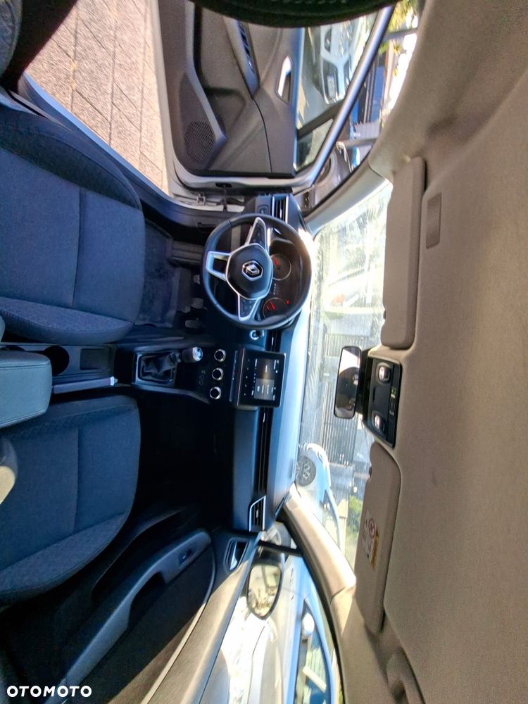 Renault Clio 1.0 TCe Techno - 19