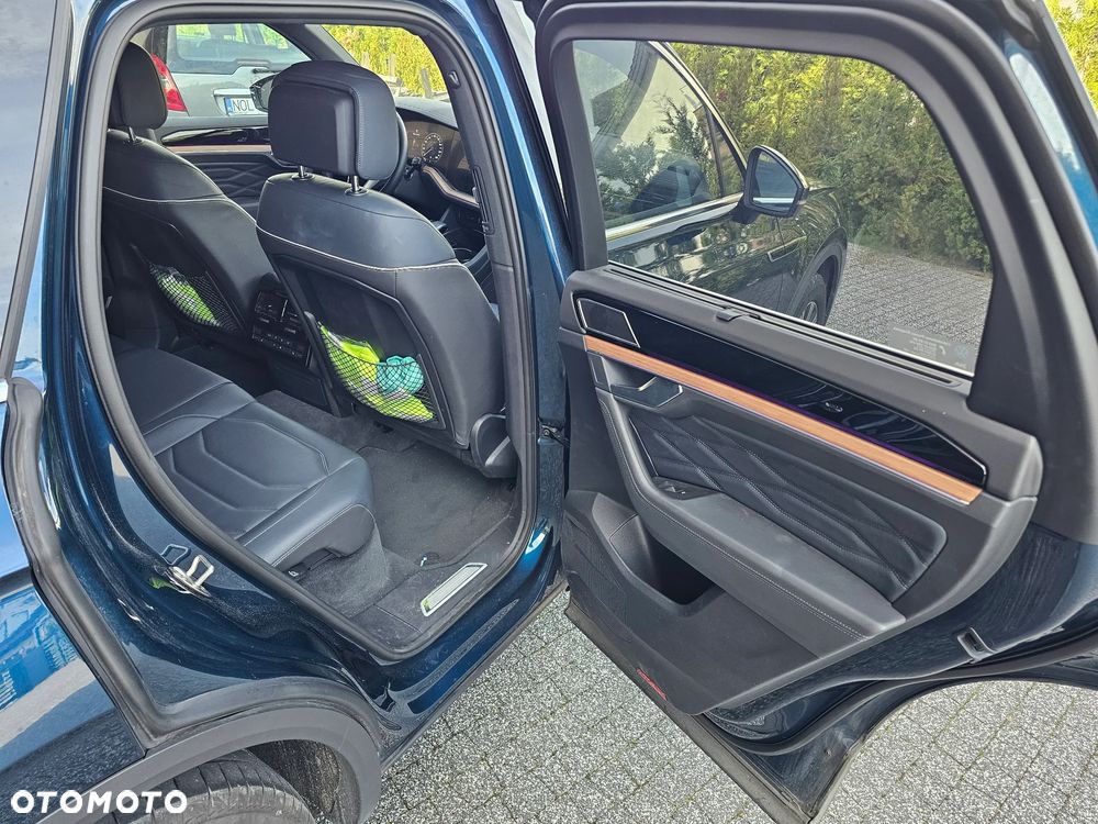 Volkswagen Touareg - 21