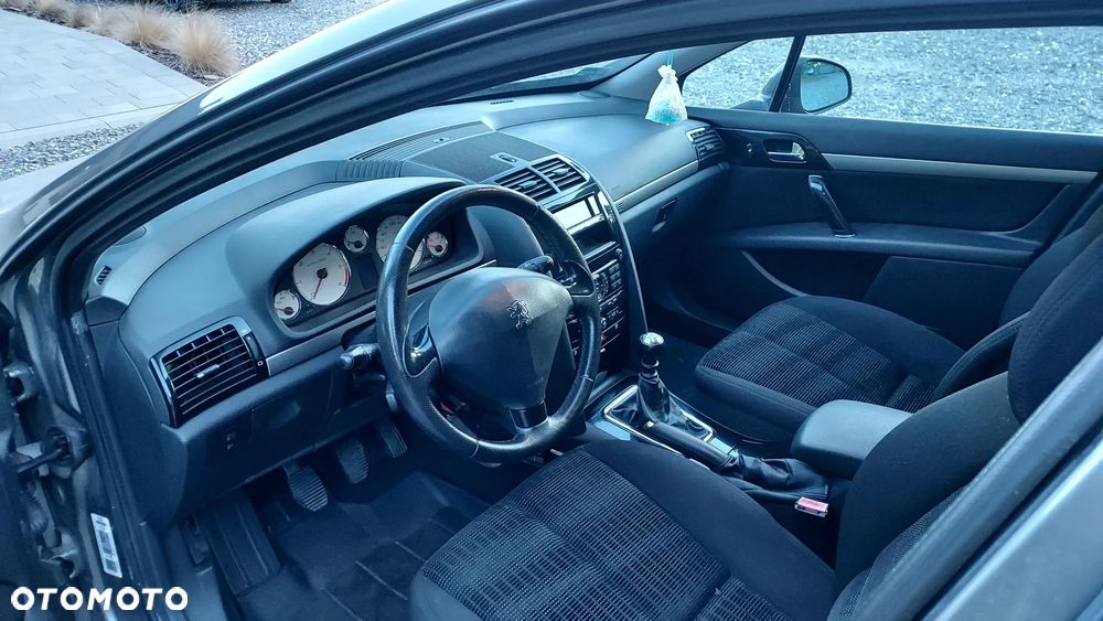 Peugeot 407 HDi 140 Millesim 200 - 10
