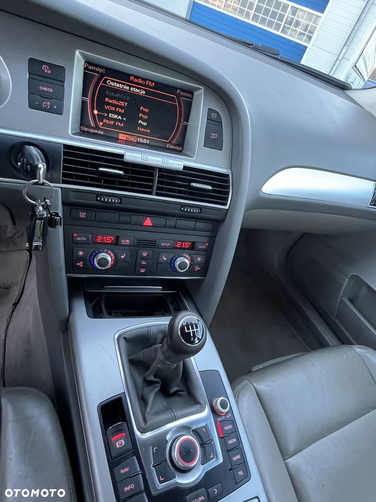 Audi A6 Avant - 14