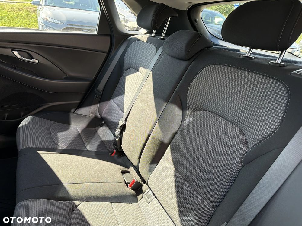Hyundai i30 1.4 Classic + - 22