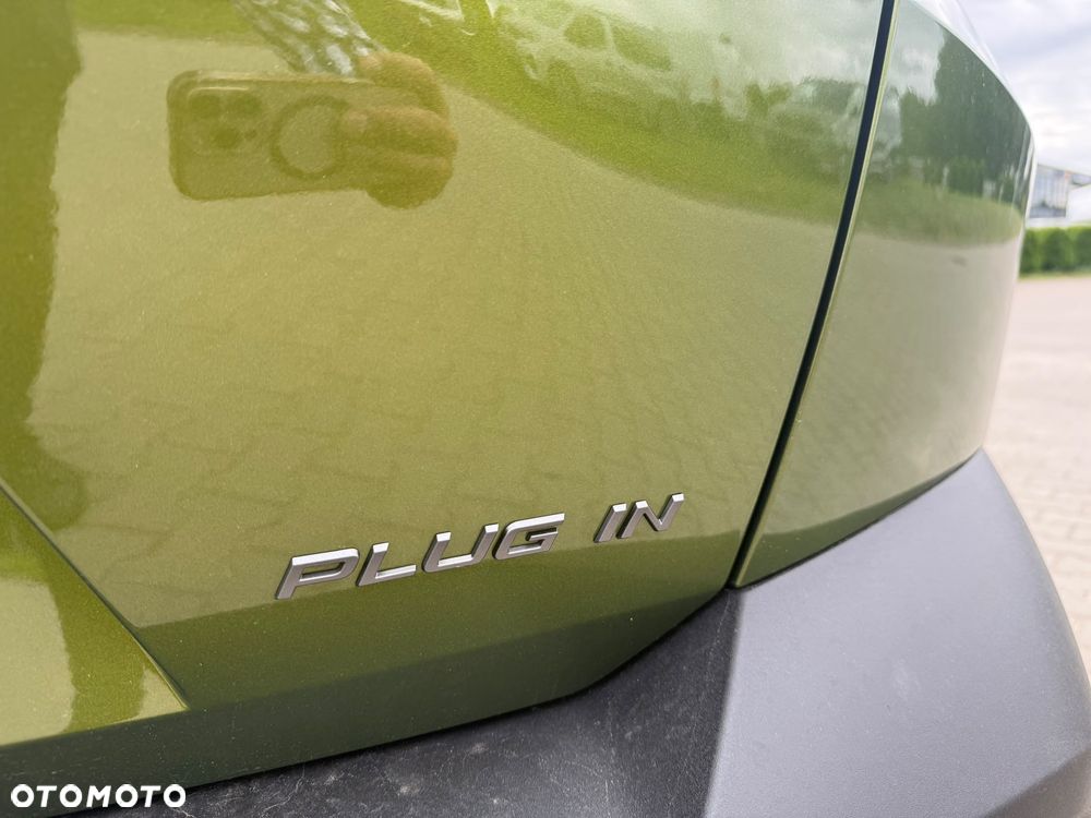 Peugeot 408 1.6 Plug-in Hybrid 240 GT Exclusive e-DCS7 - 13