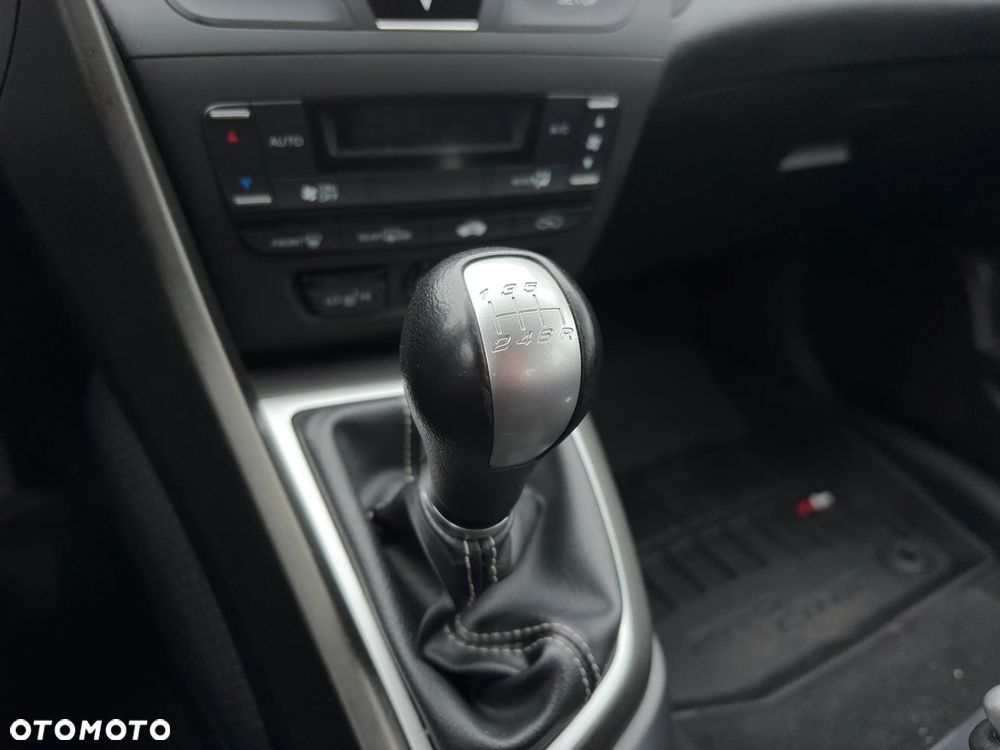 Honda Civic 1.4 i-VTEC Comfort - 15