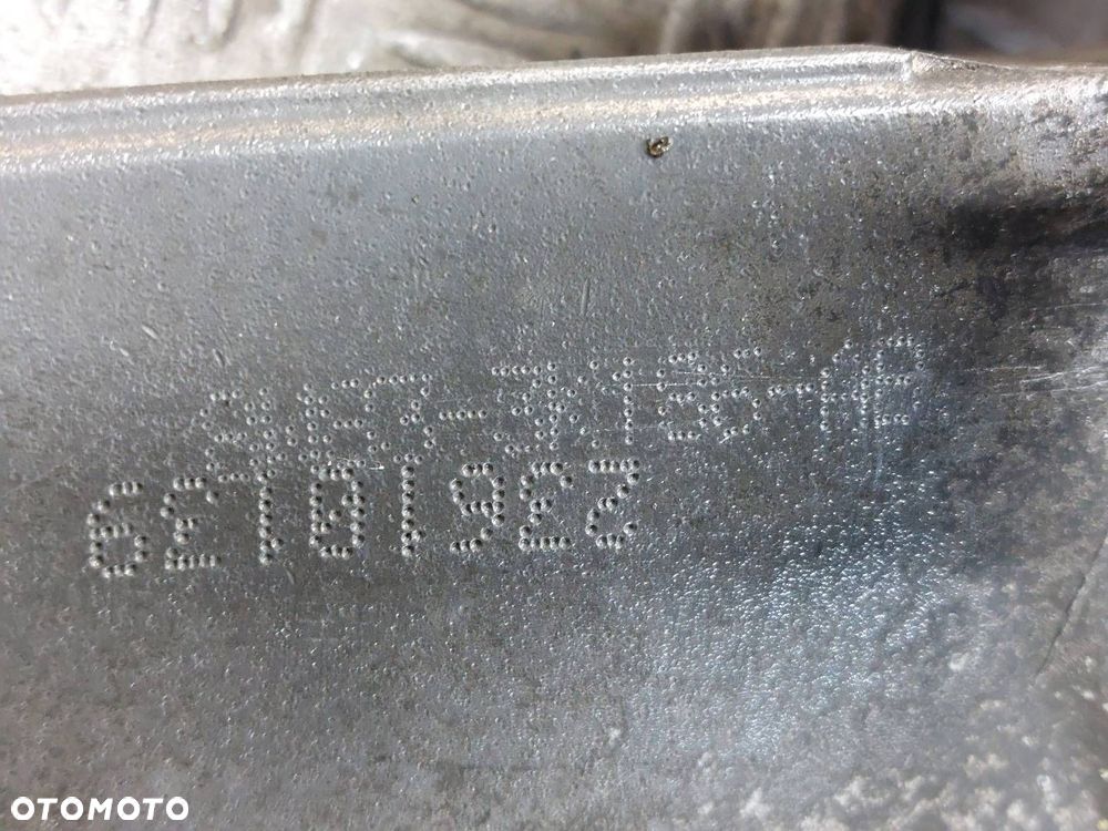 PIASTA ZWROTNICA LEWY PRZÓD JAGUAR XF X250 5.0 V8 8W83-3K186-AB - 3