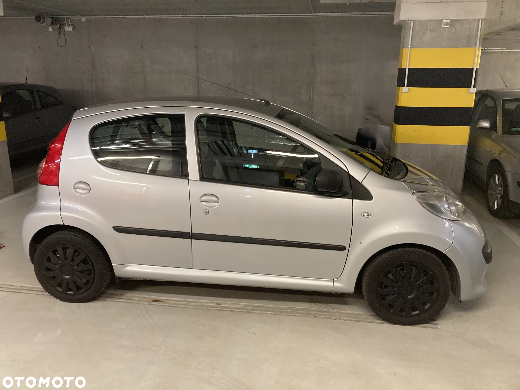 Peugeot 107 1.4 HDI Trendy - 6