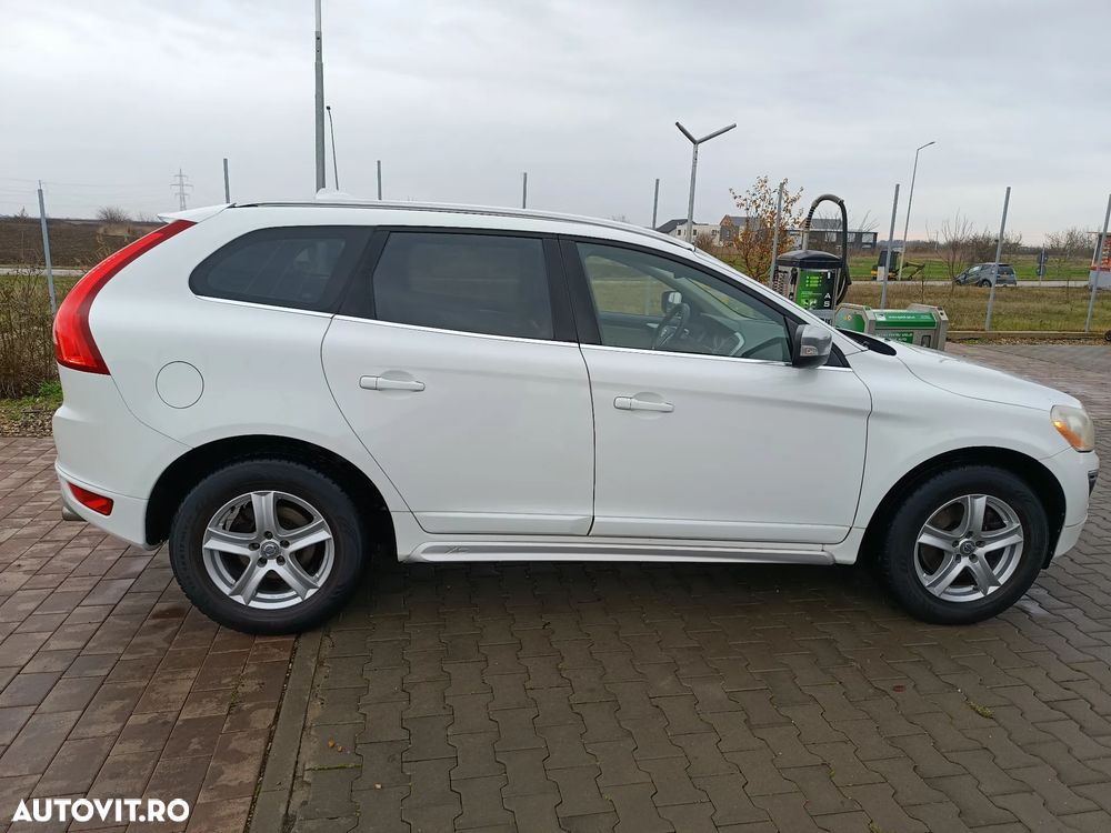 Volvo XC 60 D3 Aut. R Design - 7