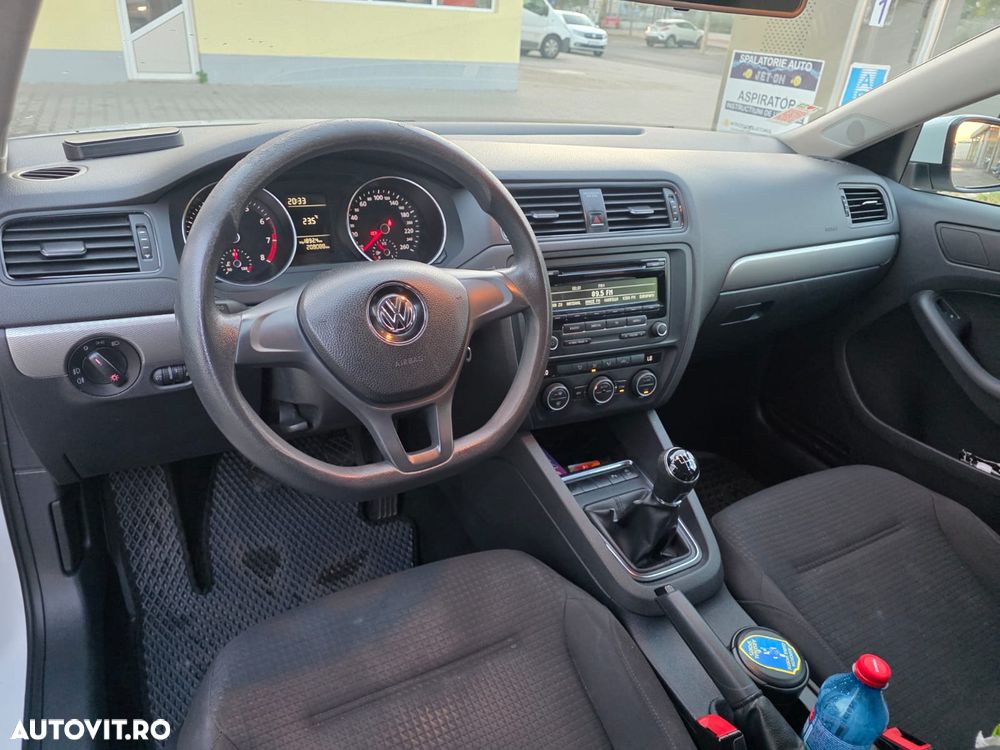 Volkswagen Jetta 1.2 TSI Comfortline - 5