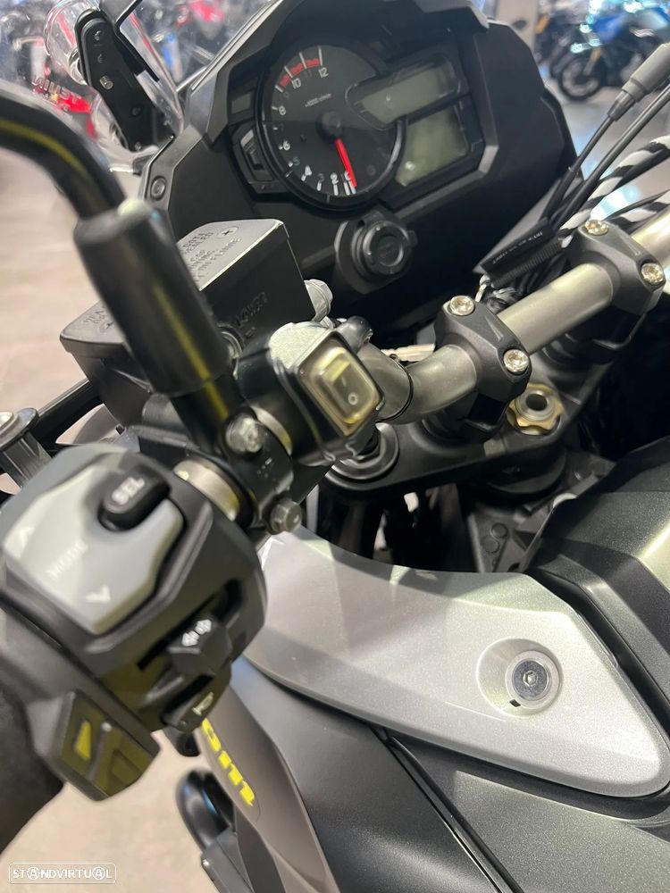 Suzuki DL V-Strom 1000 - 5
