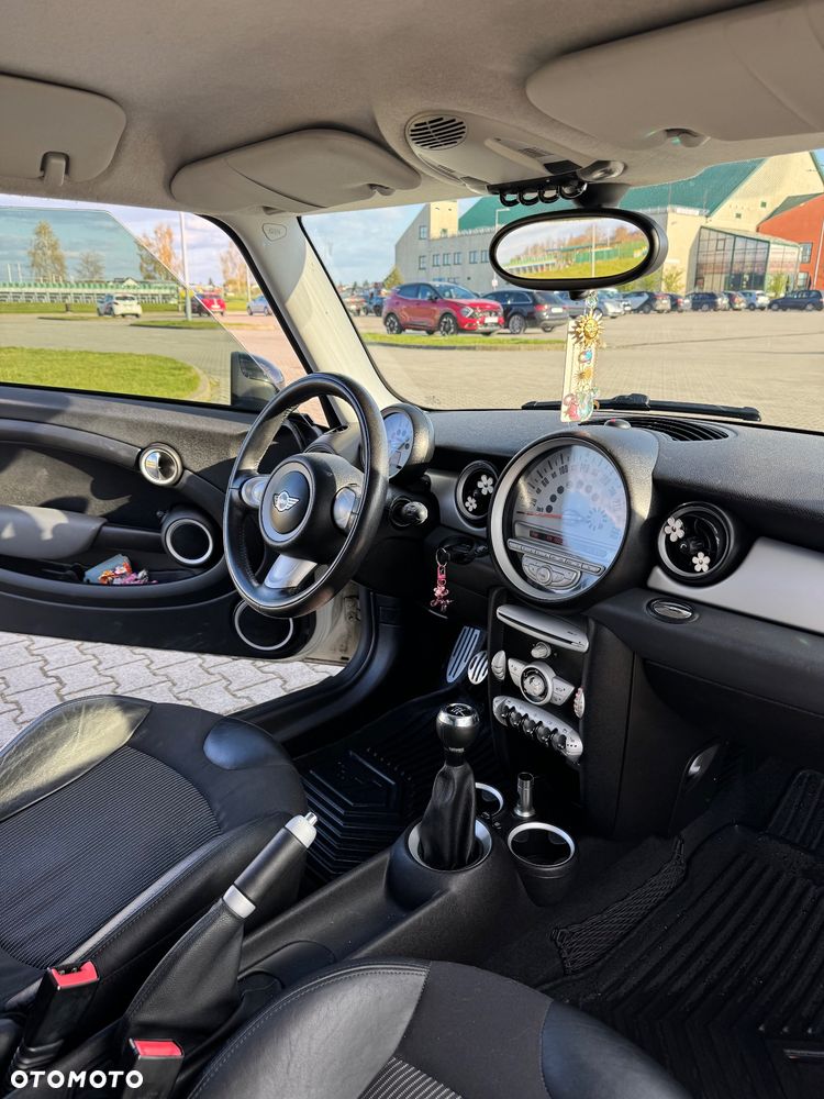 MINI Cooper - 7