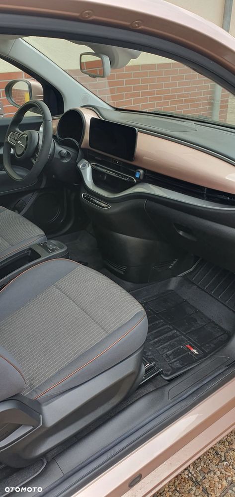 Fiat 500e - 14