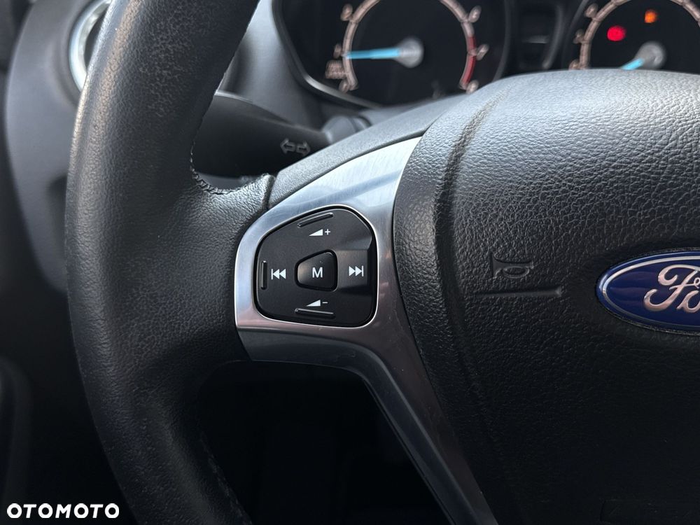 Ford Fiesta 1.0 Trend EU6 - 23