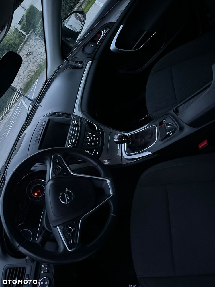 Opel Insignia - 6