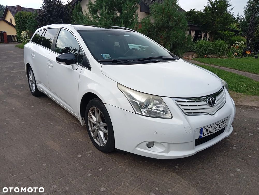 Toyota Avensis 2.2 D-4D Prestige - 2