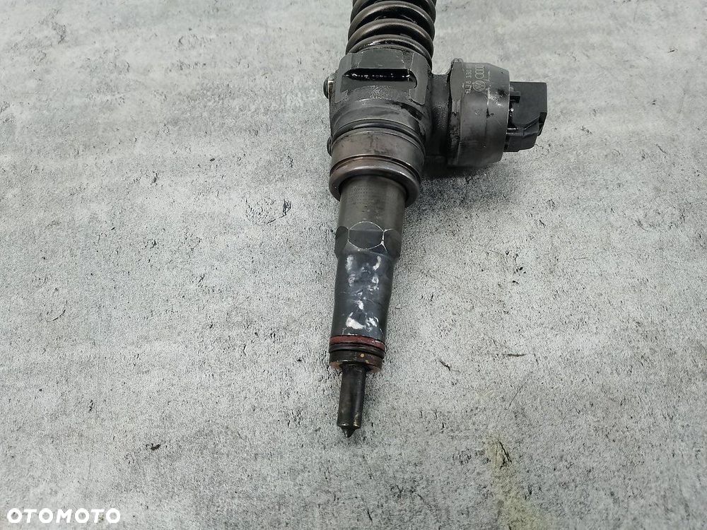 POMPOWTRYSK AUDI A3 8P/8PA/8P7 038130073AG 0414720215  BOSCH 1.9 TDI - 3