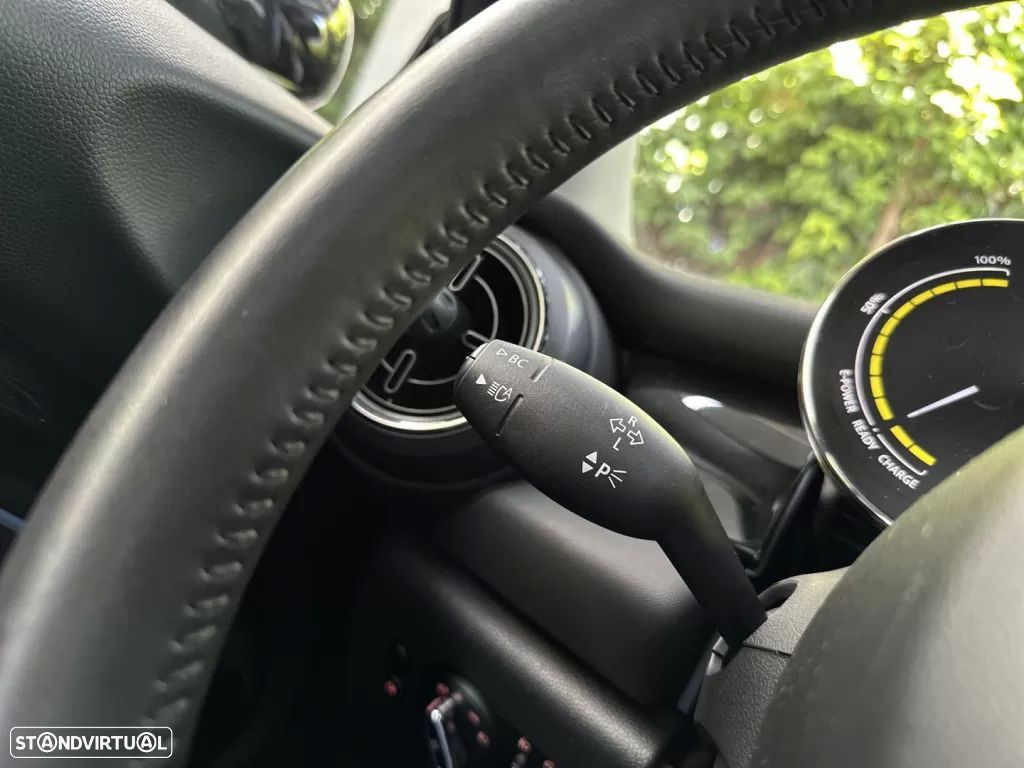 MINI 3 Portas Cooper SE Camden Edition - 42
