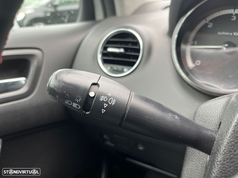 Peugeot 308 1.6 HDi Executive - 20