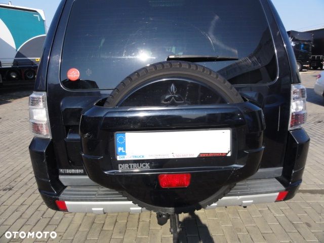 Mitsubishi Pajero 3.2 DID Instyle - 16