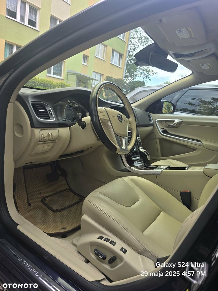 Volvo S60 2.5 T5 AWD - 4