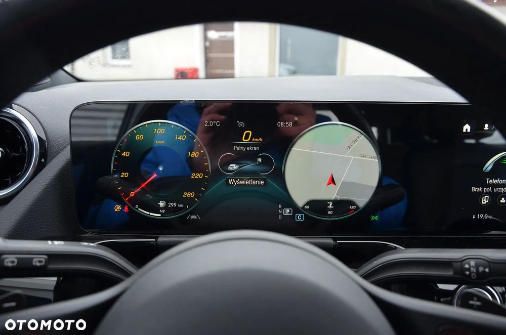 Mercedes-Benz GLA 180 d Style - 24