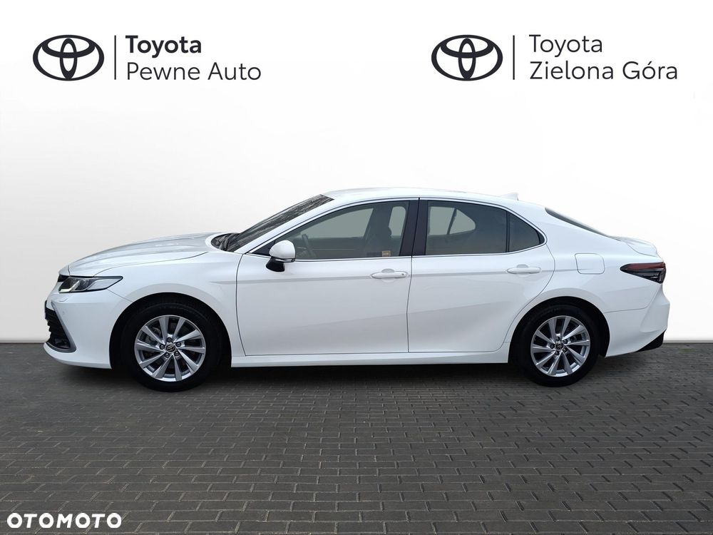 Toyota Camry 2.5 Hybrid Comfort CVT - 2