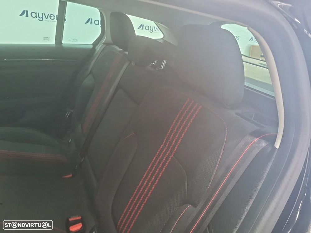 Renault Mégane Sport Tourer 1.5 Blue dCi R.S. Line - 10
