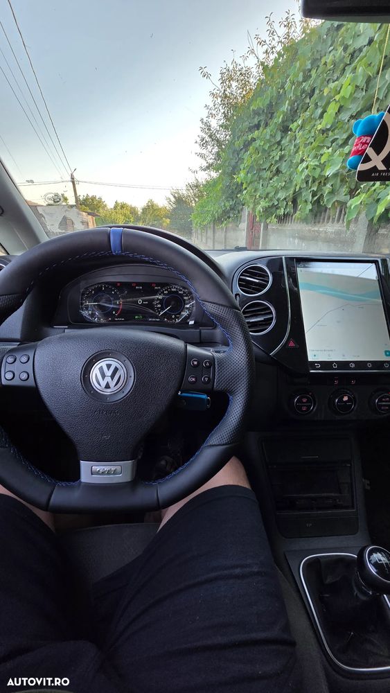 Volkswagen Golf Plus 2.0 TDI Comfortline - 6