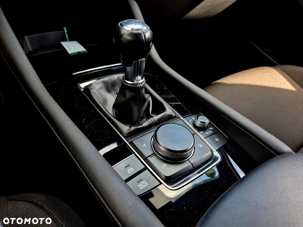 Mazda 3 e-SKYACTIV-G 122 M HYBRID EXCLUSIVE-LINE - 18