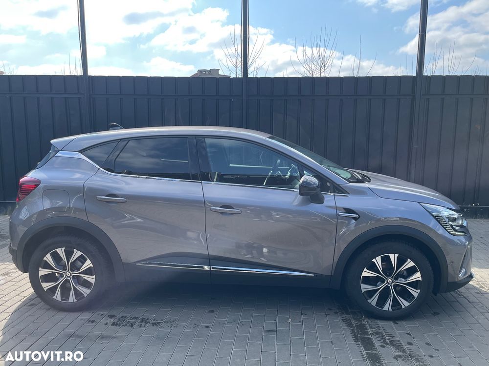 Renault Captur 140 EDC MHEV Techno - 6