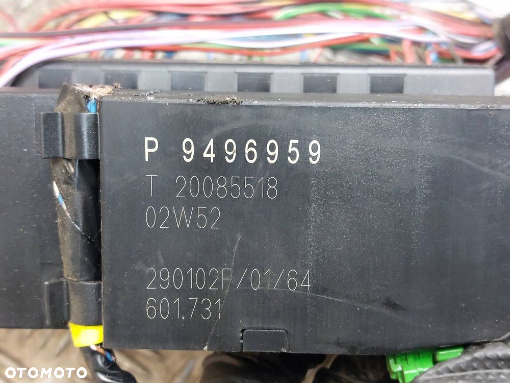 ZESTAW STARTOWY VOLVO V70 II 2.4 D 08677708A 0281010319 P09480761 - 4