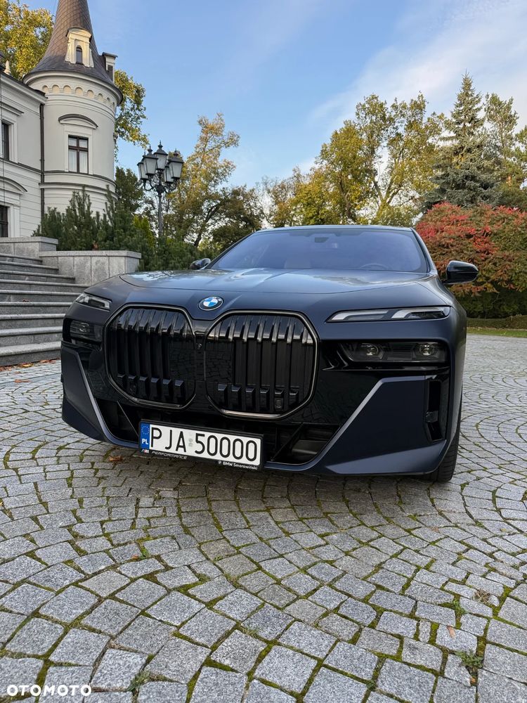BMW Seria 7 - 11