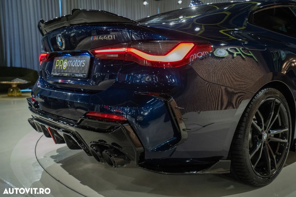 BMW M4 M440i xDrive AT MHEV - 29