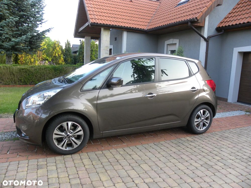 Kia Venga - 5