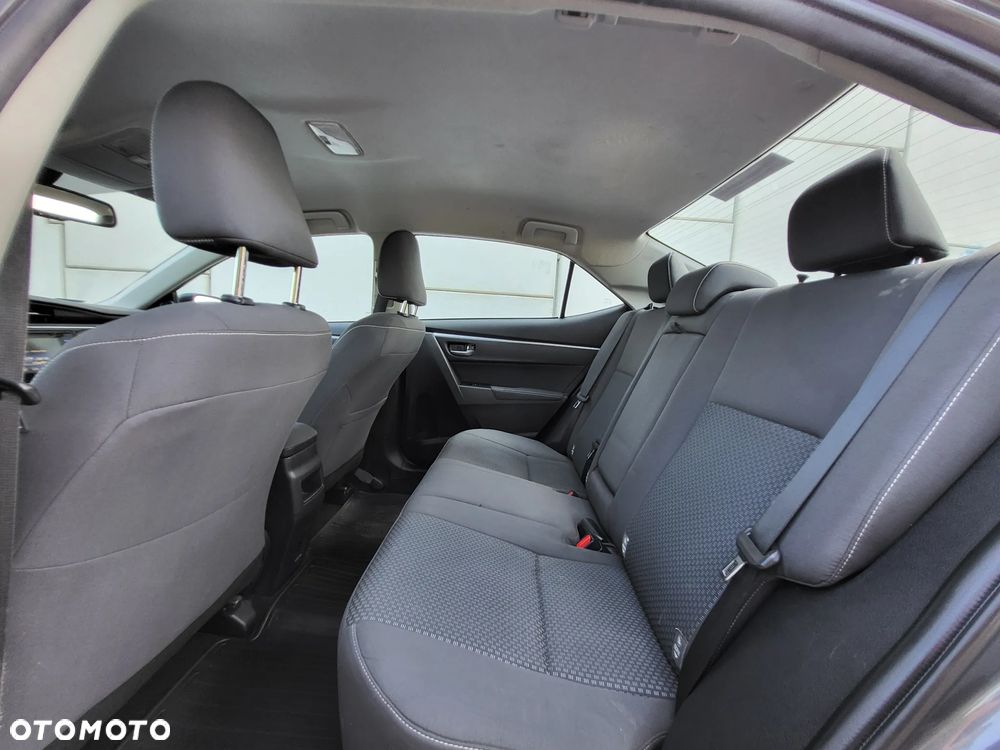 Toyota Corolla - 21