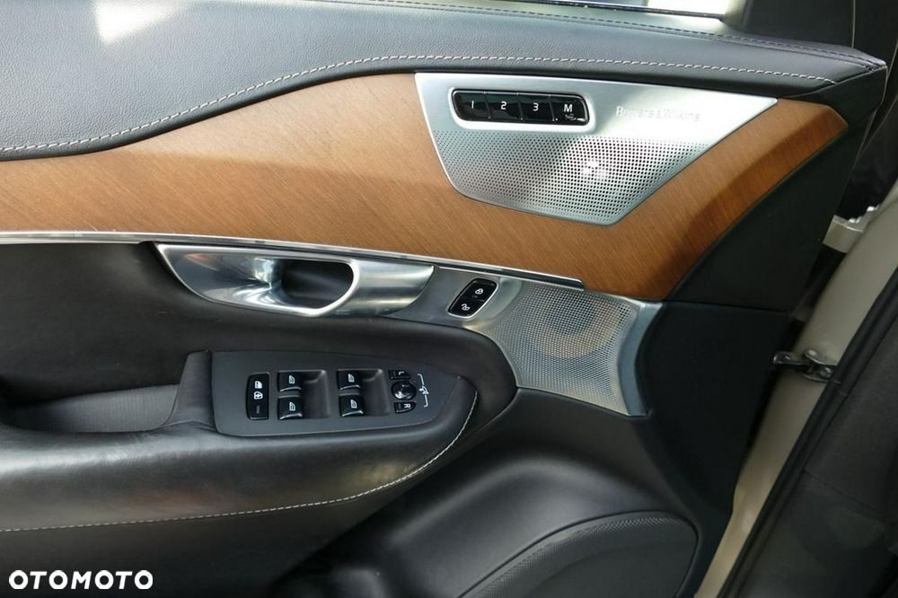 Volvo XC 90 T6 AWD Inscription 7os - 23