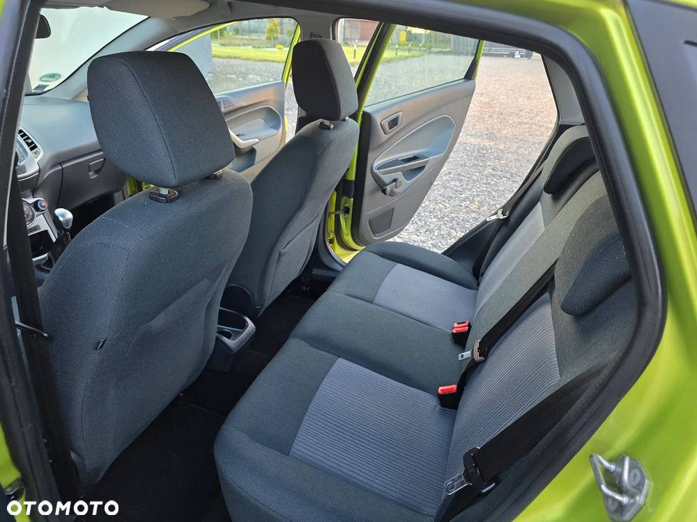 Ford Fiesta 1.25 Trend - 32