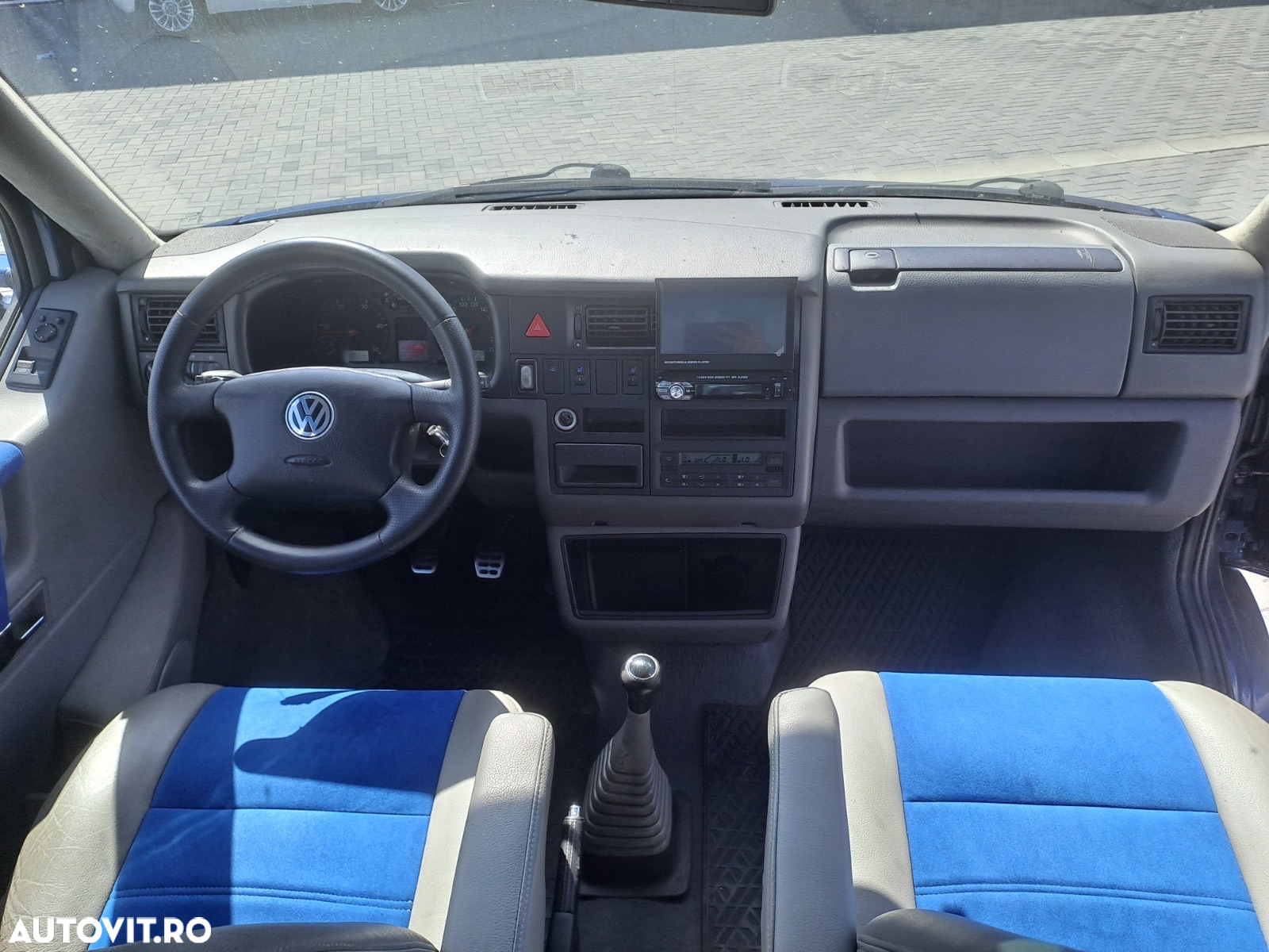 Volkswagen Transporter - 18