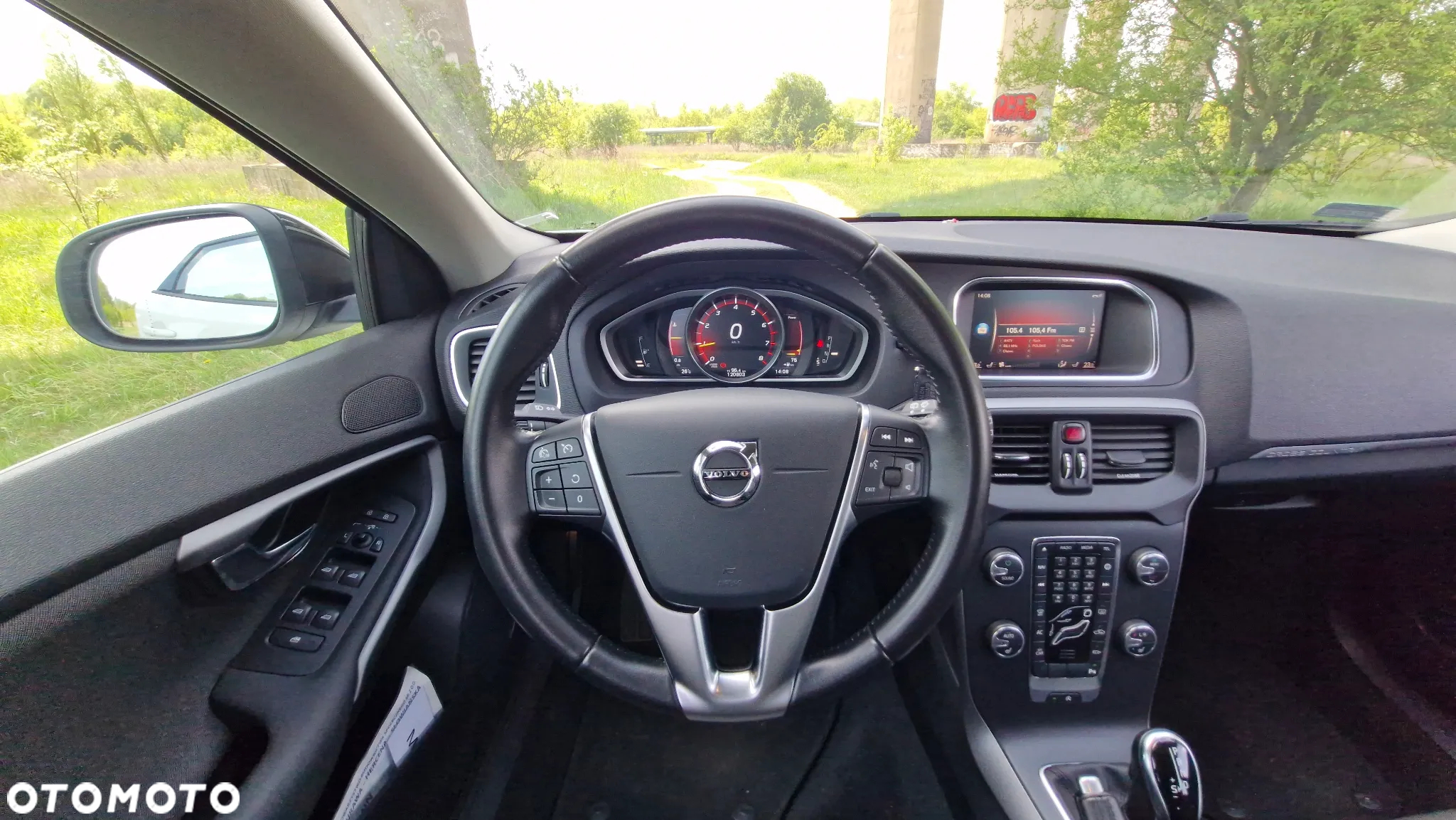 Volvo V40 T3 Drive-E Momentum - 21