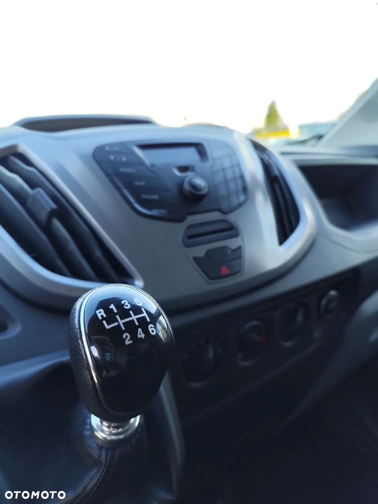 Ford Transit - 11