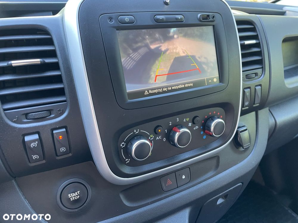 Renault Trafic - 11