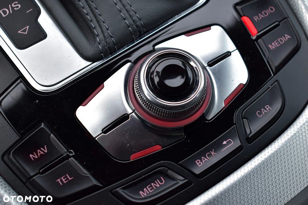 Audi Q5 2.0 TDI Quattro S tronic design - 18