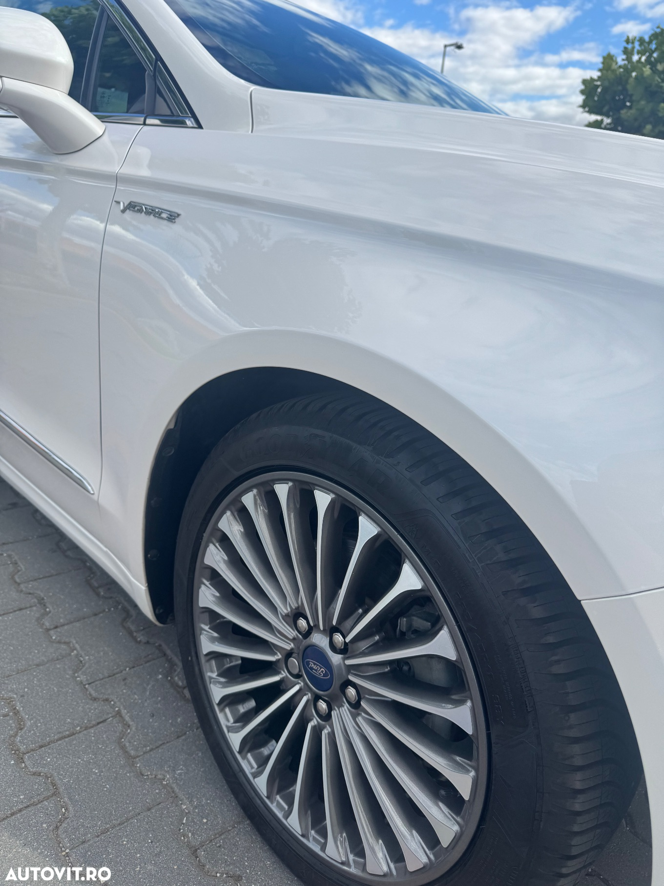 Ford Mondeo Vignale 2.0 Hybrid - 3