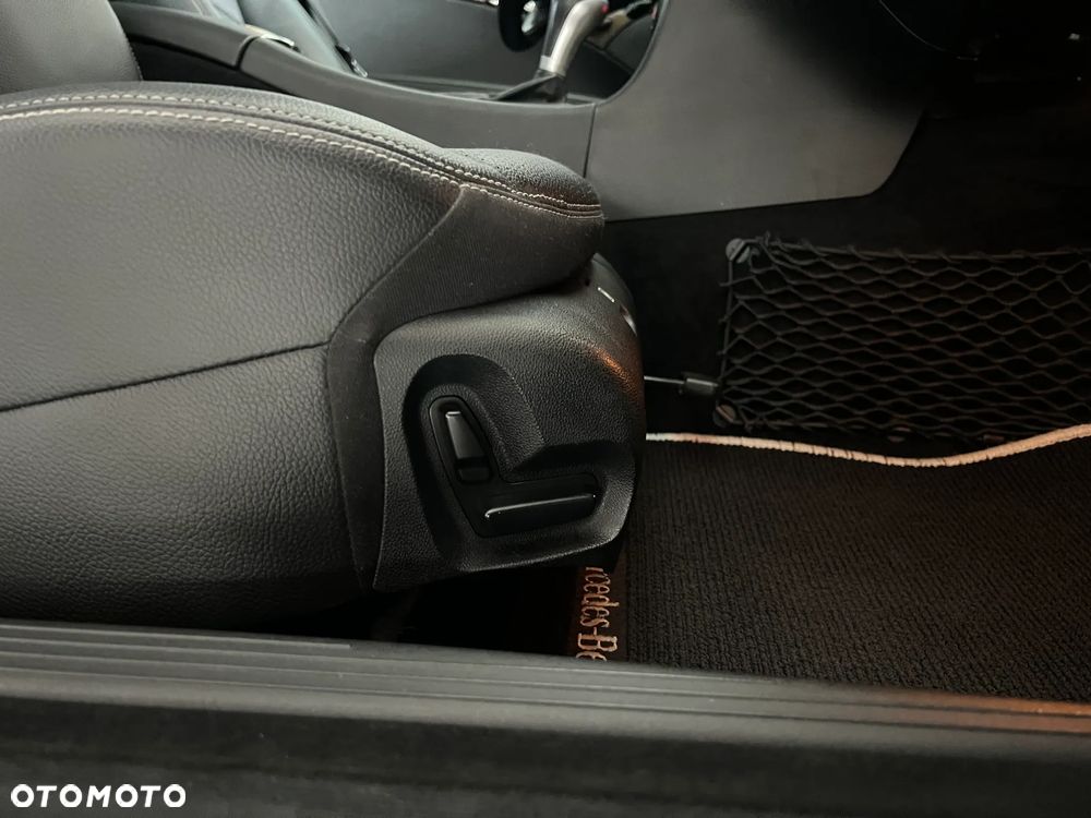 Mercedes-Benz Klasa E 320 CDI Avantgarde - 37