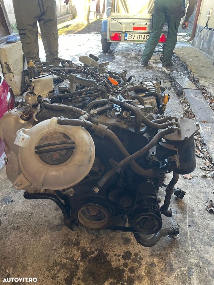 Motor 1.6tdi + anexe COD : CLH 407 445 - 5