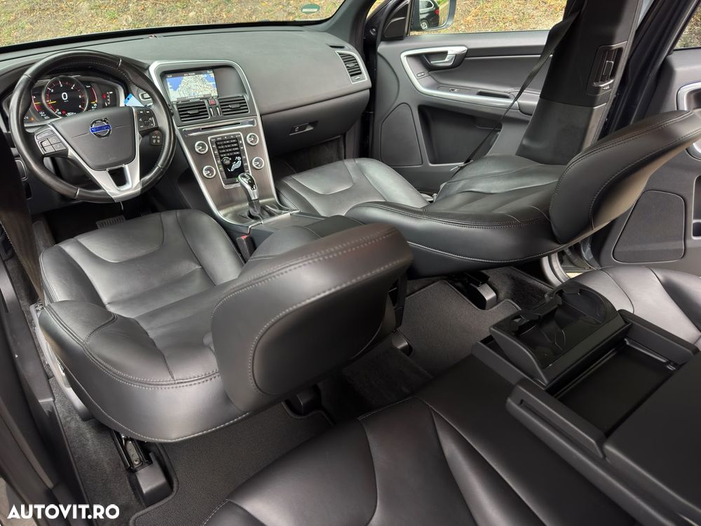 Volvo XC 60 D4 Geartronic Summum - 18