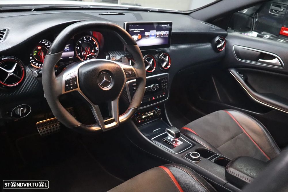 Mercedes-Benz A 45 AMG 4Matic Speedshift 7G-DCT - 13