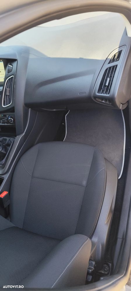 Ford Focus 1.0 EcoBoost ST-Line - 7