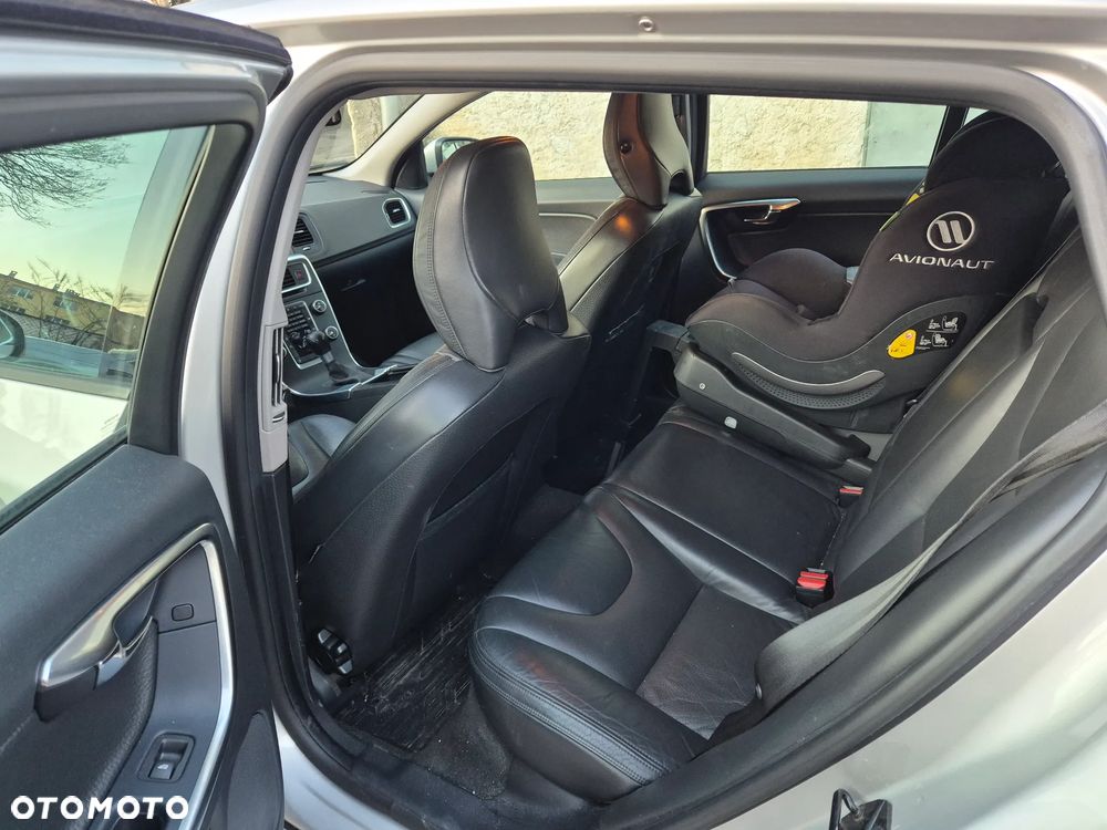 Volvo V60 D4 Edition Pro - 6