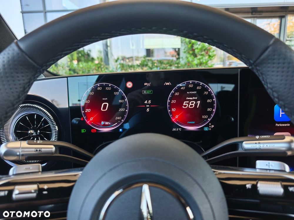 Mercedes-Benz CLA - 21