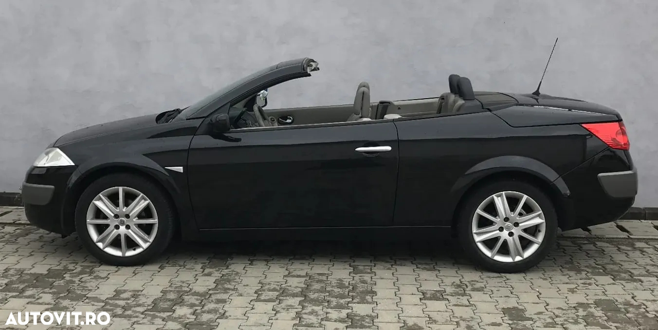 Renault Megane 2.0 Turbo Coupe-Cabriolet Privilege - 10